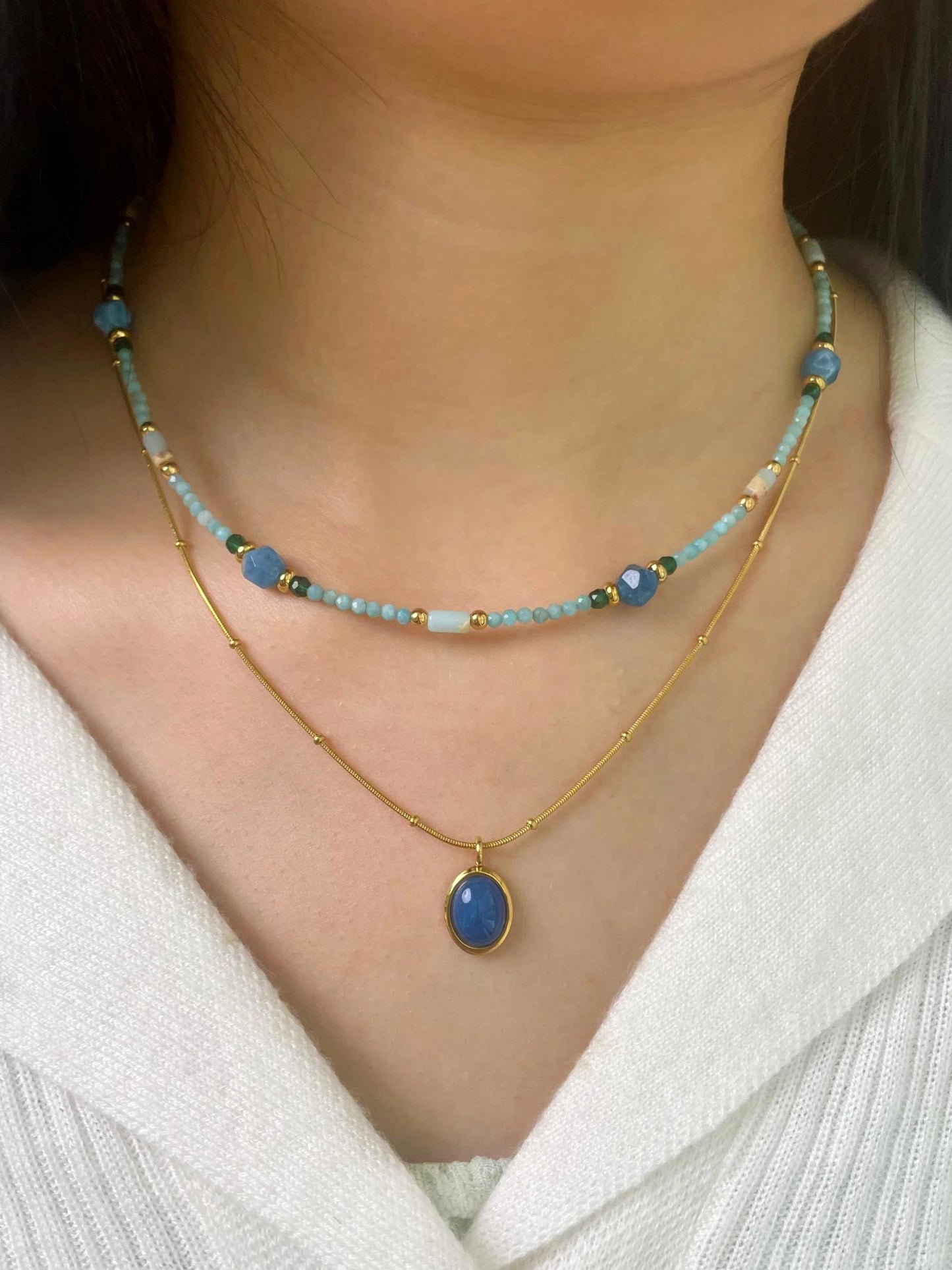 Collier pierre bleu